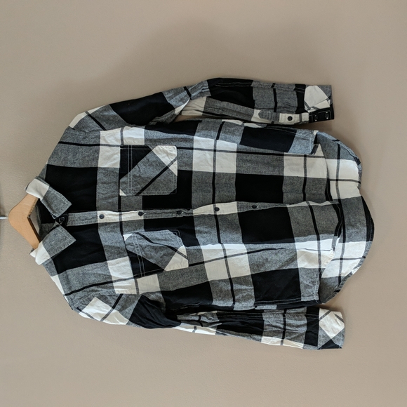 Universal Thread Sz S Black and White Flannel - Picture 6 of 7